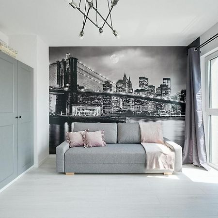 דירות ורשה Targowa 10 London Studio מראה חיצוני תמונה