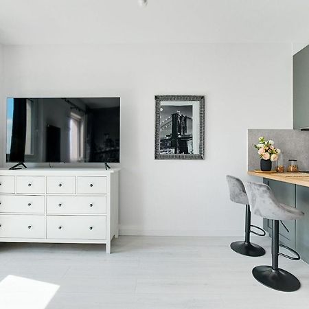 דירות ורשה Targowa 10 London Studio מראה חיצוני תמונה